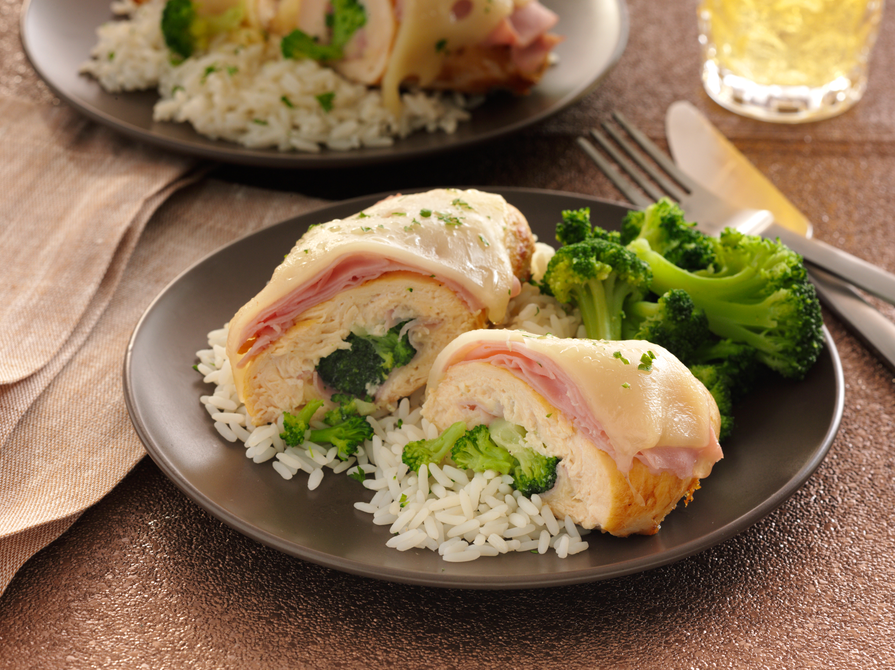 broccoli-stuffed-chicken-cordon-bleu-birdseye